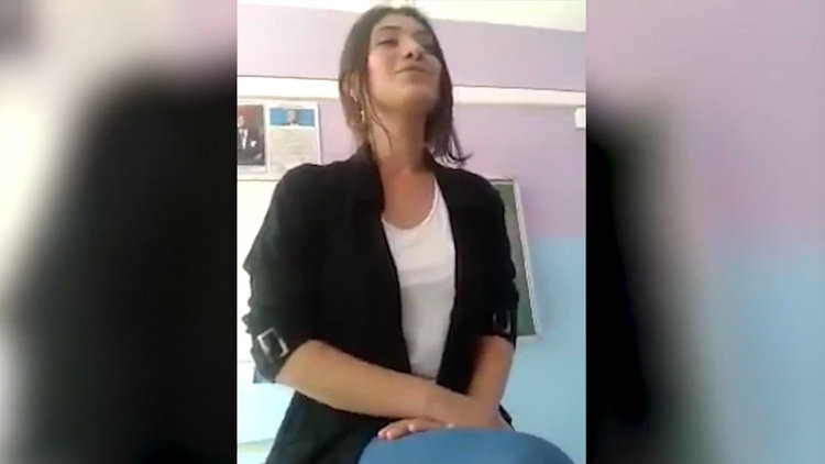 Şehit öğretmen Aybüke Yalçın'ın söylediği türkü yürekleri dağladı