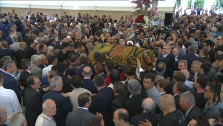 Erdoğan Demirören son yolculuğuna uğurlandı