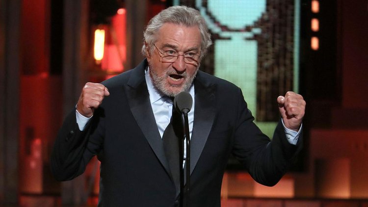Donald Trump'dan Robert De Niro'ya yanıt: Uyansana, dayak sersemi