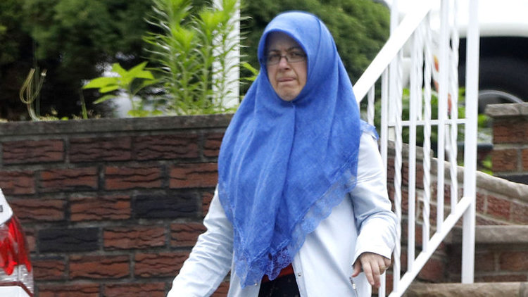 15 Temmuz&#039;un kilit ismi Adil Öksüz’ün eşi Aynur Öksüz ABD&#039;de görüntülendi