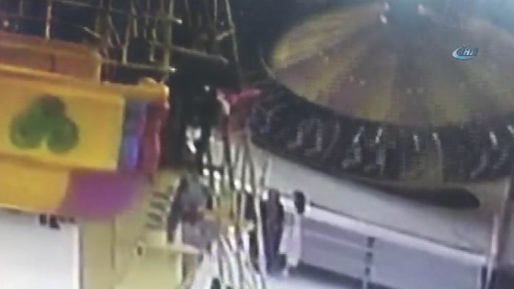 Minik çocuk, balerin aracından düşüp hayatını kaybetti