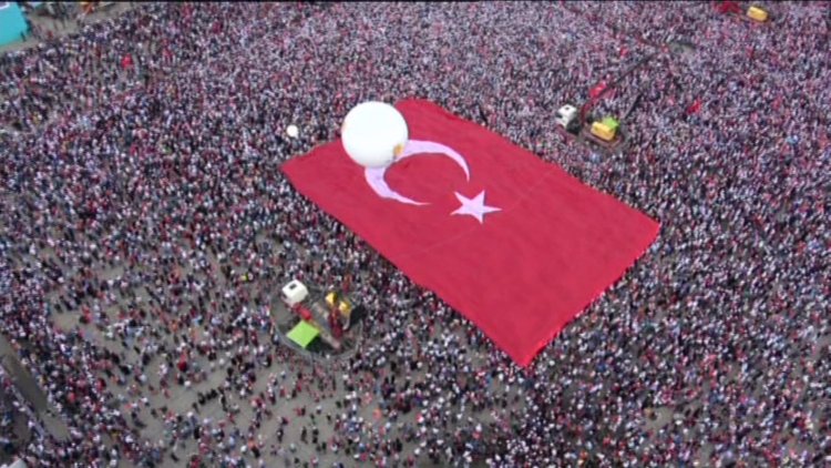 Erdoğan, İstanbul&#039;da İnce&#039;yi eleştirdi: Bunların vizyonu kek kadar kek