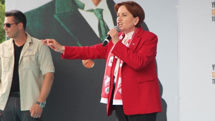 Meral Akşener: Bana talimat verecek kişi henüz...