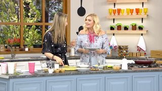 Dopdolu Deryalı Günler’de bugün Şef Asuman Kerkez’den özel tarifler, Elmas Özaycan’dan yazlıkçı tuniği yapımını gösterdi. ...