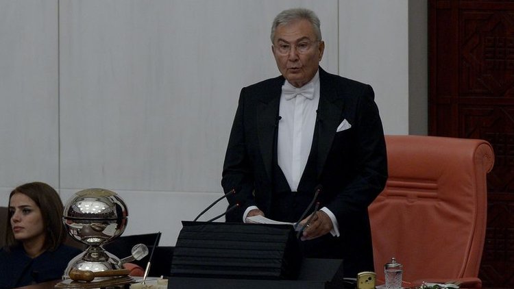 Meclis&#039;i Deniz Baykal açacak