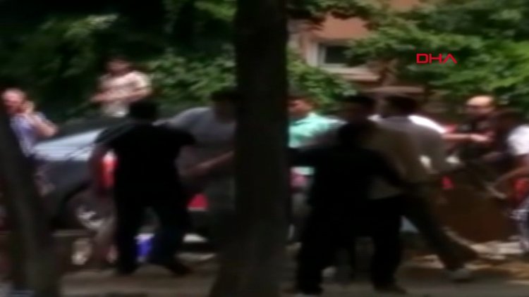 Güngören'de zabıta-seyyar satıcı kavgası kamerada