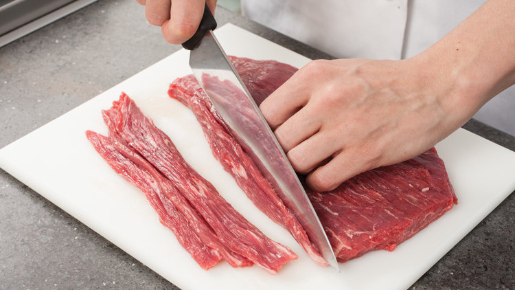 Üretim arttı ama fiyatlar yerinde sayıyor! İşte kırmızı et fiyatları...