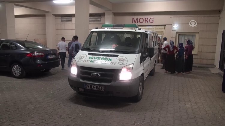 Küçük çocuğun otomobilde kilitli kalarak öldüğü iddiası