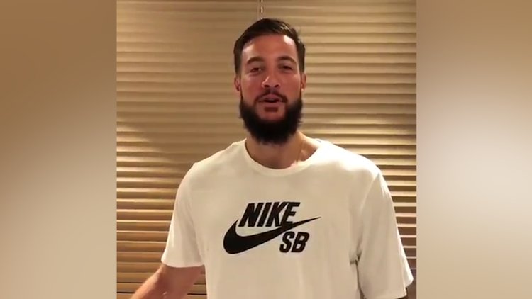 Transferini video ile duyurdu