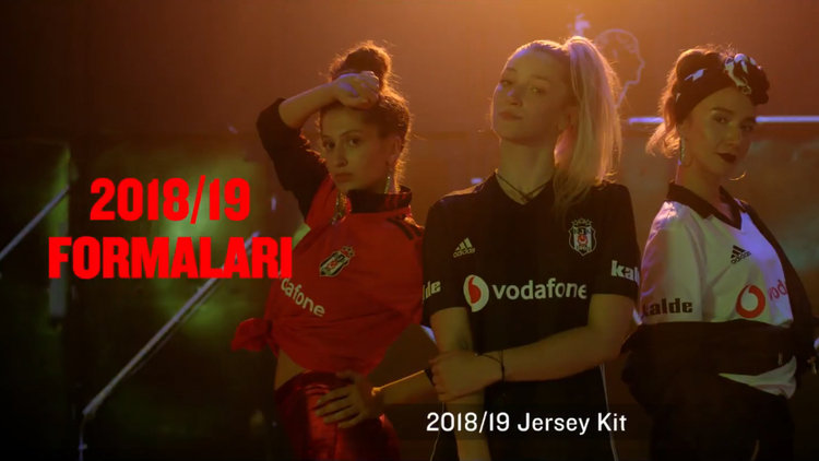 Beşiktaş'ın yeni formaları tanıtıldı