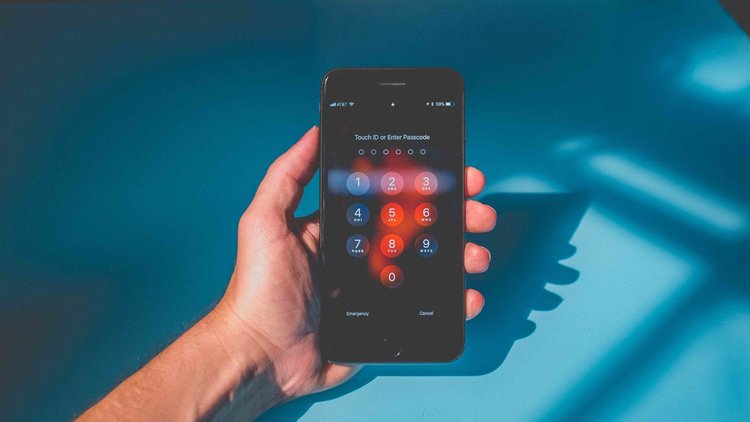 Akıllı telefonlarımız ajan çıktı! Her şeyin ekran görüntüsü alınıyor