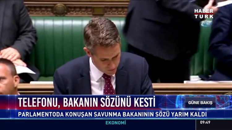 Telefonu, bakanın sözünü kesti
