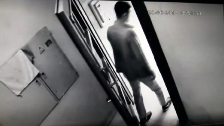 Çocuk hırsızlar kamerada! Sultangazi'de film gibi soygun