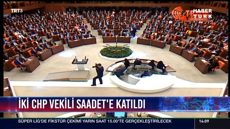 İki CHP Vekili Saadet Partisi'ne katıldı