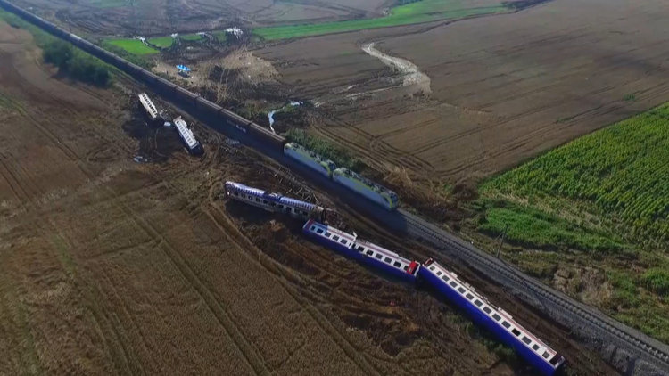 Tekirdağ&#039;da tren faciasının yaşandığı hatta seferler yeniden başladı