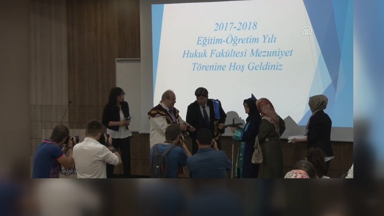 Fedakâr anneye &#039;fahri mezun belgesi&#039; 