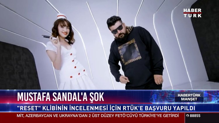 Mustafa Sandal'a şok