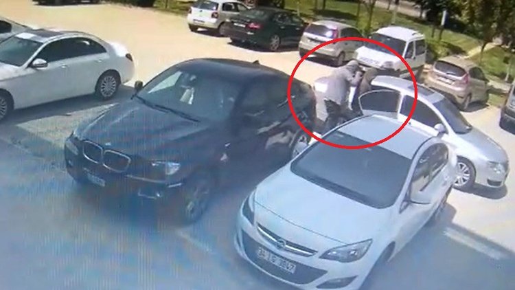 Konya'da soygun! 45 saniyede 100 bin lira çaldılar