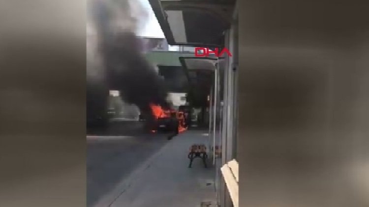 Seyir halindeki cip alev alev yandı