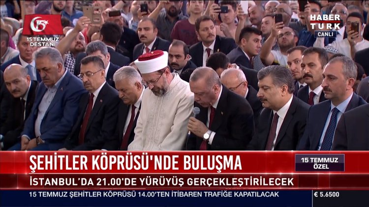 Cumhurbaşkanı Erdoğan 15 Temmuz şehitleri için Kuran okudu