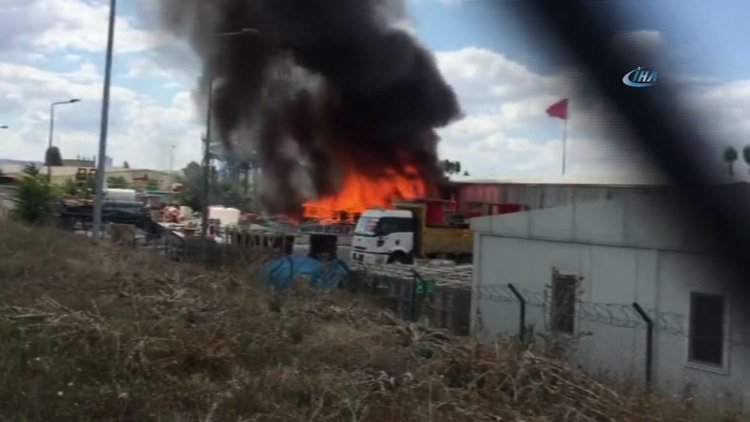 Gölbaşı'nda fabrika yangını