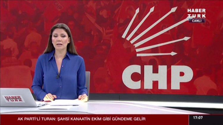 CHP&#039;de kılıçlar çekildi! Olağanüstü Kurultay için imza toplanmaya başlandı