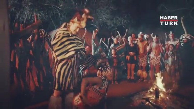 Ece Seçkin Güney Afrika'da 'evet' dedi