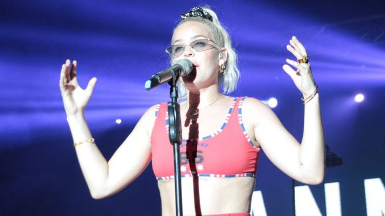 Anne Marie Antalya'yı salladı