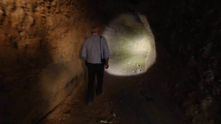Duma'da muhaliflerin kurduğu yeraltı kenti