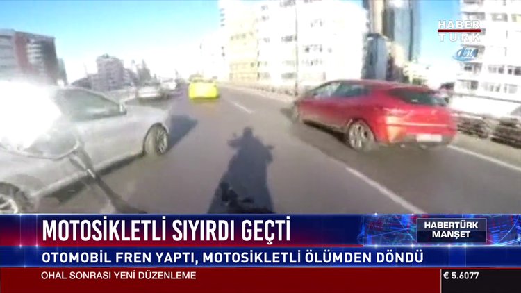 Motosikletli sıyırdı geçti
