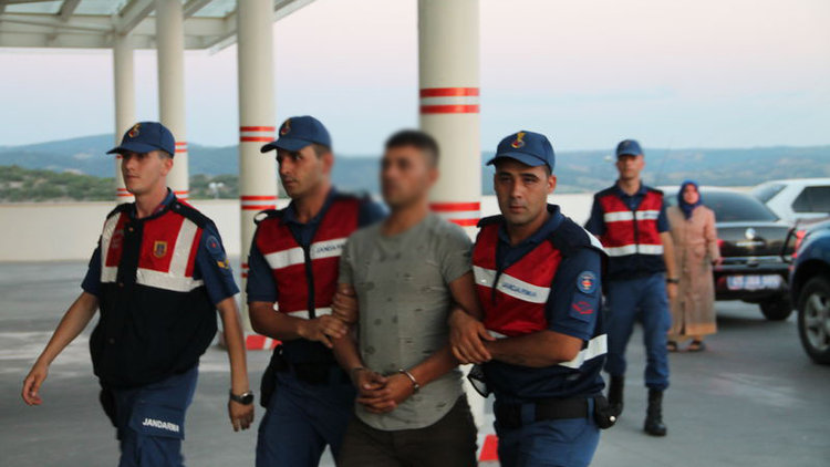 Manisa'da 3 hırsızlık şüphesi tutuklandı