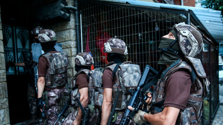 Emniyet, cezaevinden kaçan 12 terörist için teyakkuzda