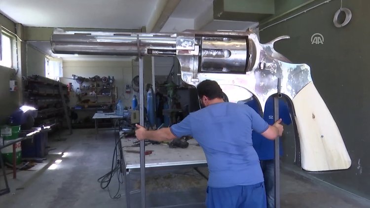 Demir ustası, dev silahına patent almak istiyor