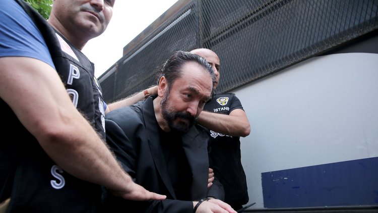 Yatakların altından milyonlarca lira çıkmıştı! Bu paralar neden saklandı?