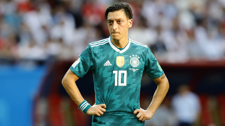 Mesut Özil Almanya Milli Takımı'nı bıraktı