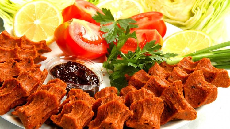 Çiğ köfte tartışması bitti! 'Hangi kentin lezzeti' sorusuna nokta koyuldu