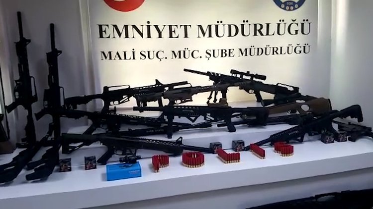 Adnan Oktar ve grubuna ait silahlar