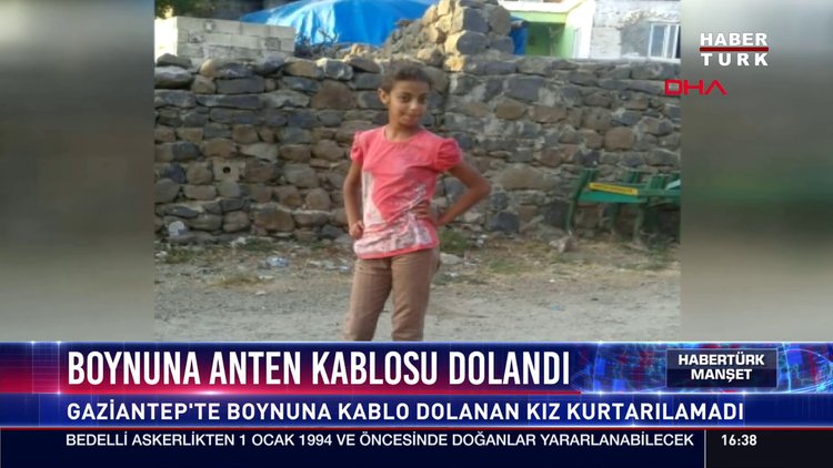 Boynuna anten kablosu dolandı