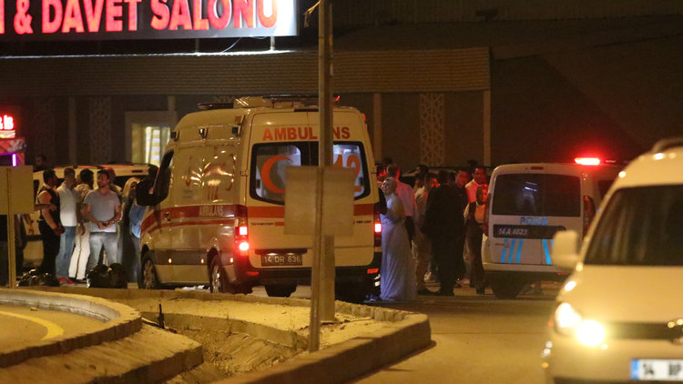 Bolu&#039;da düğünde kavga: 8 yaralı