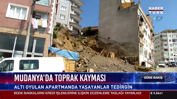 Mudanya'da toprak kayması