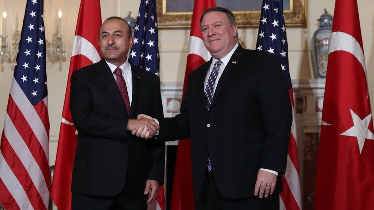 Kritik buluşma gerçekleşti! Çavuşoğlu, Pompeo ile görüştü