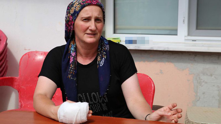 Balkonda otururken maganda kurşunuyla parmağından vuruldu