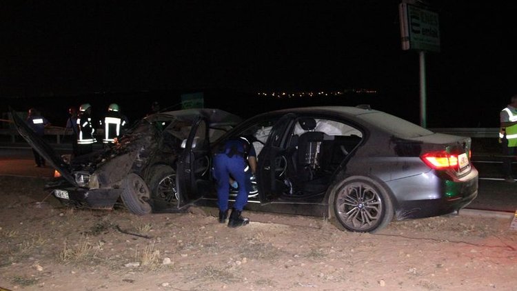 Karaman'da trafik kazası: 2 ölü, 4 yaralı