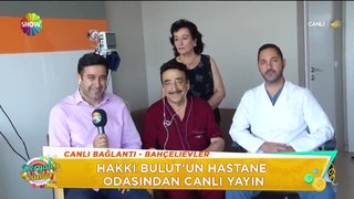  Arabesk müziğinin efsane ismi Hakkı Bulut, geçirdiği ameliyattan sonra ilk kez Deryalı Günler canlı yayınına çıktı.