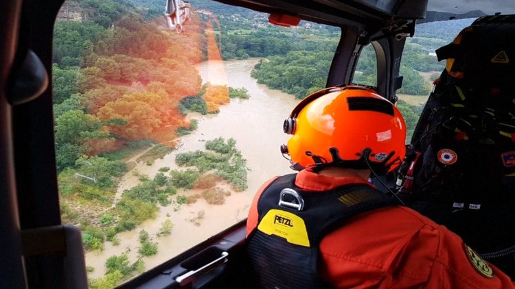 Fransa'da sel felaketi! Bölgeden 750 kişi tahliye edildi