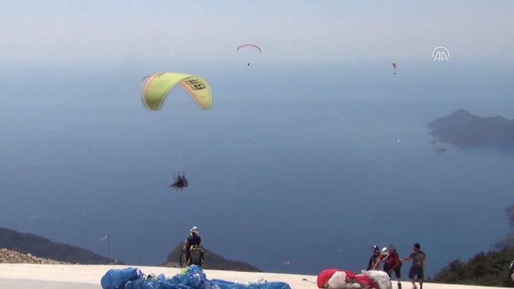 Babadağ bayramda da "adrenalin tutkunları"nı ağırlayacak