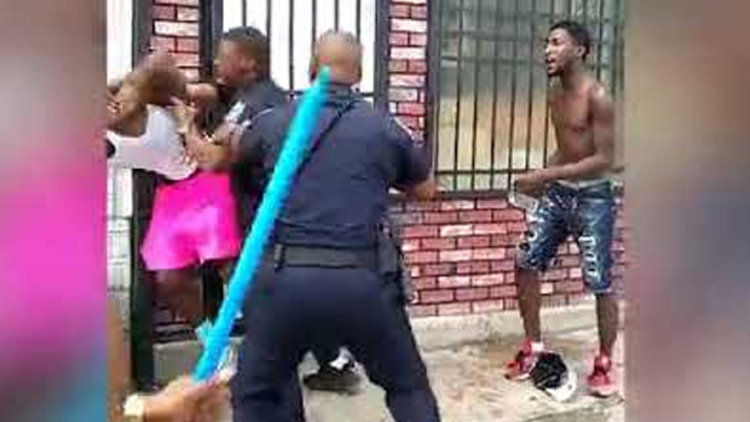 ABD'de siyahi vatandaşı döven polis açığa alındı