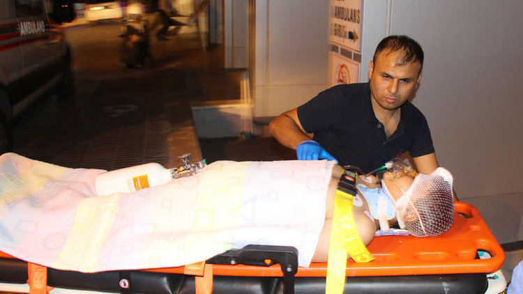 Maganda kurşunu yine yaraladı! Mermi 14 yaşındaki çocuğun başına isabet etti