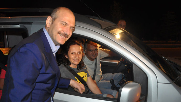 İçişleri Bakanı Soylu trafik denetimine katıldı