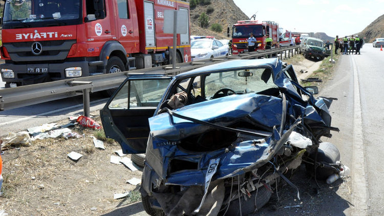 Bayram tatilinin ilk 3 gününde acı bilanço: 62 ölü, 310 yaralı